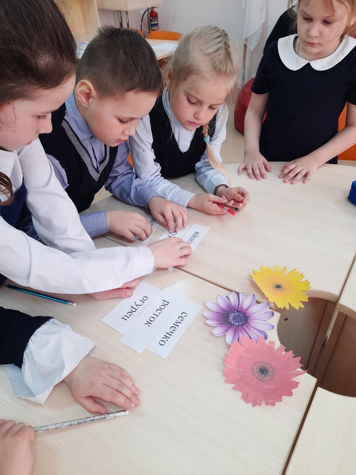Украсим нашу Землю цветами.